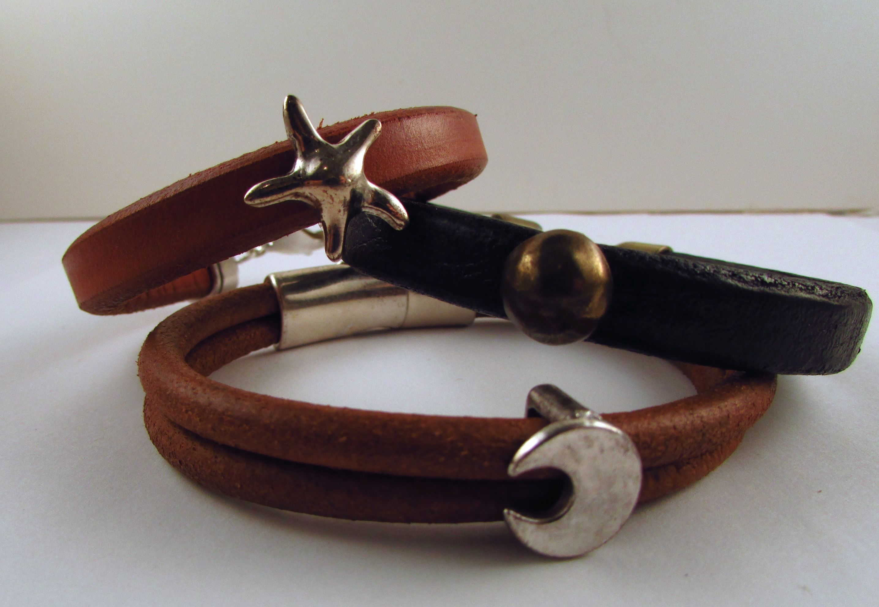 $40 Leather Bracelets LB3755