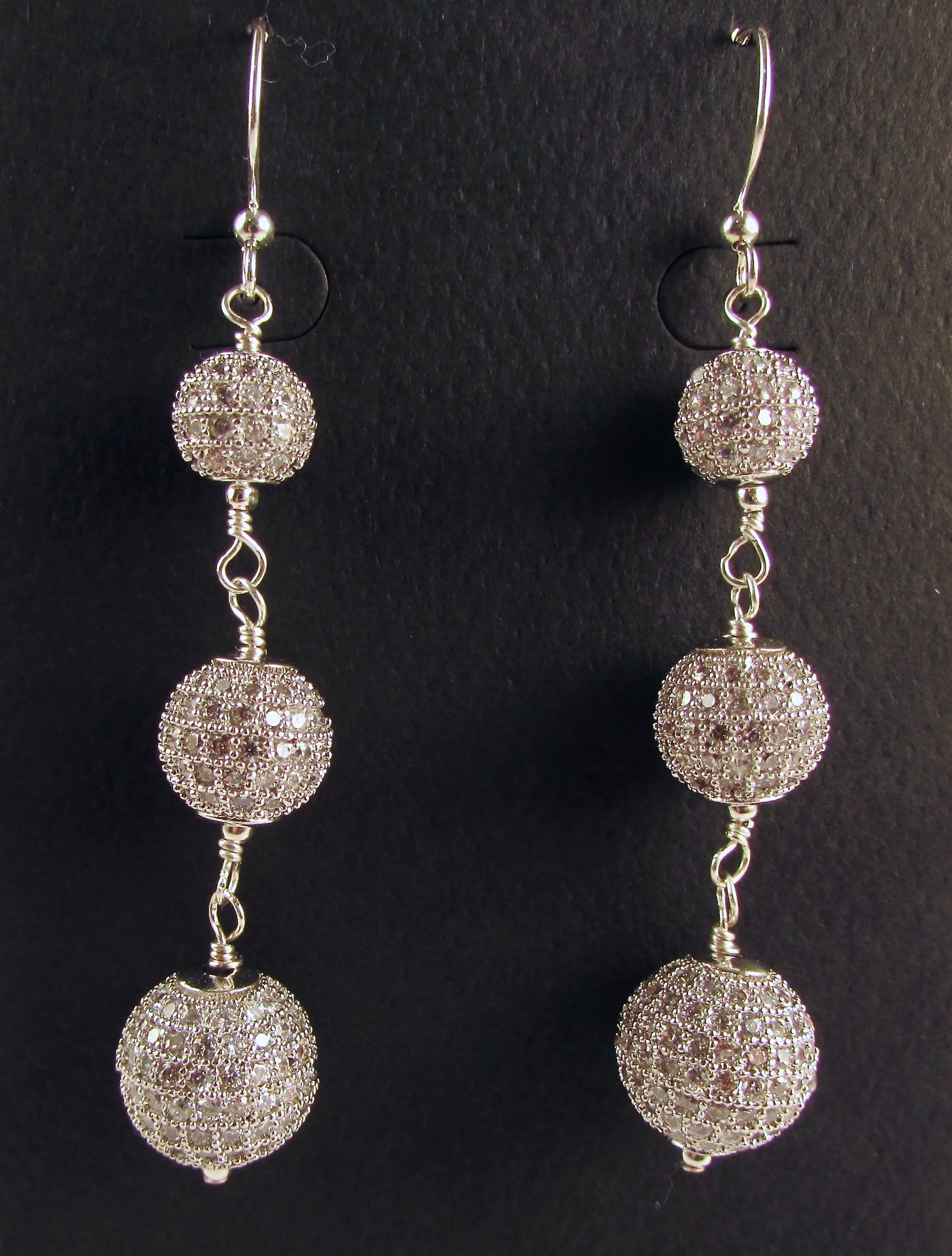 $60 Pave Crystal Ball drop LB3668